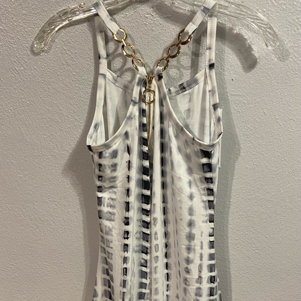 New with tags ETCYY Ladies summer dress.